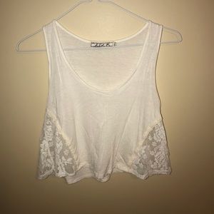 White loose crop top